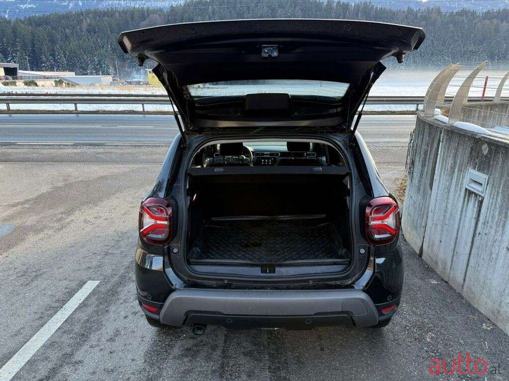 2023' Dacia Duster photo #6