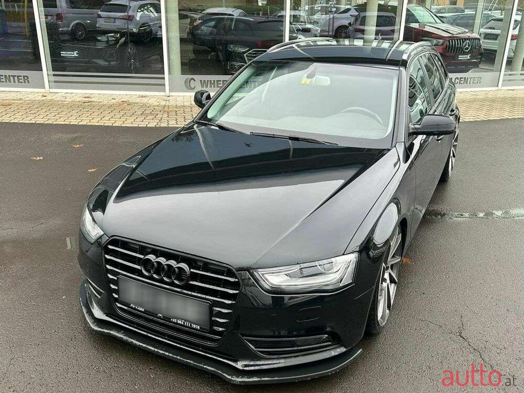 2012' Audi A4 photo #6