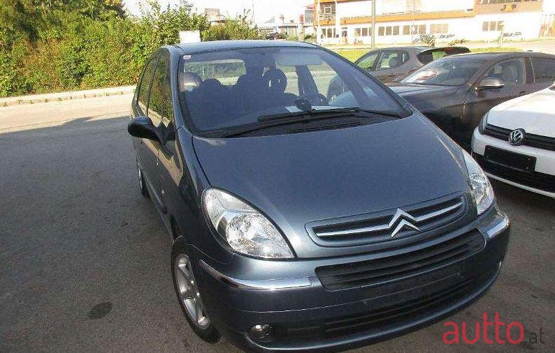 2008' Citroen Xsara Picasso photo #4