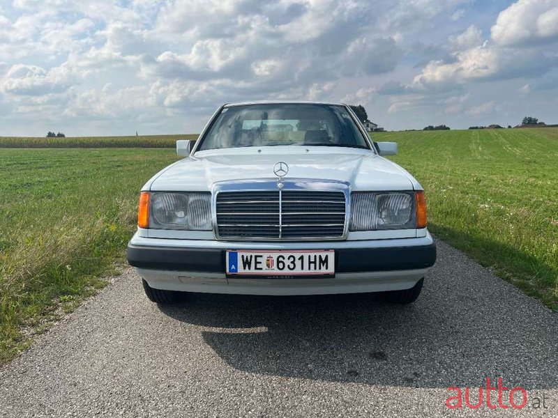 1990' Mercedes-Benz E-Klasse photo #5