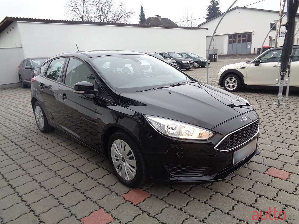 2018' Ford Focus photo #6