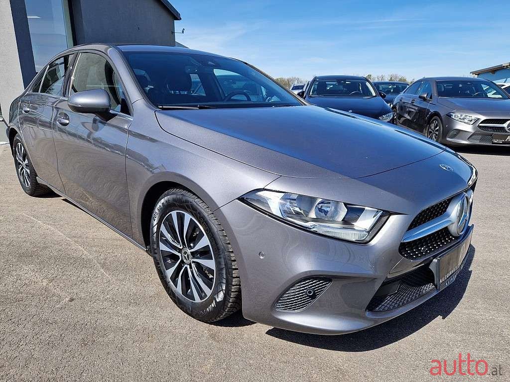 2020' Mercedes-Benz A-Klasse photo #2