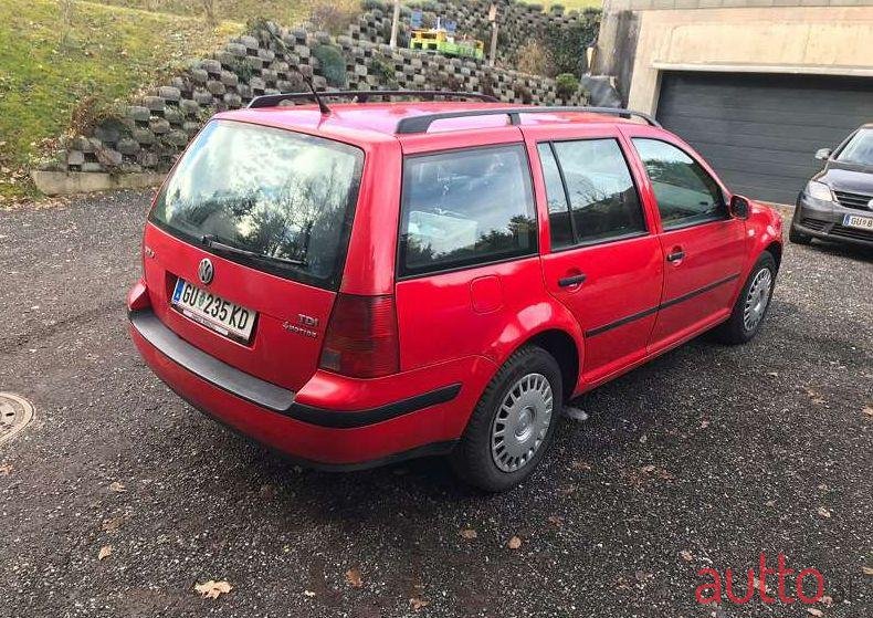 2000' Volkswagen Golf photo #1