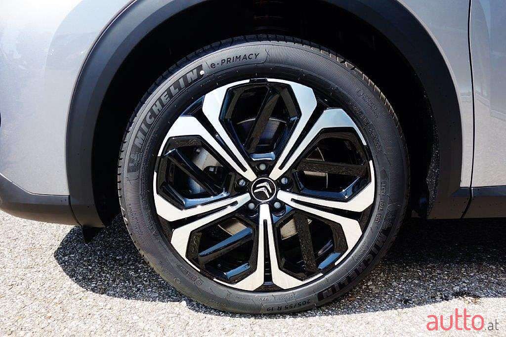2022' Citroen C5 X photo #5