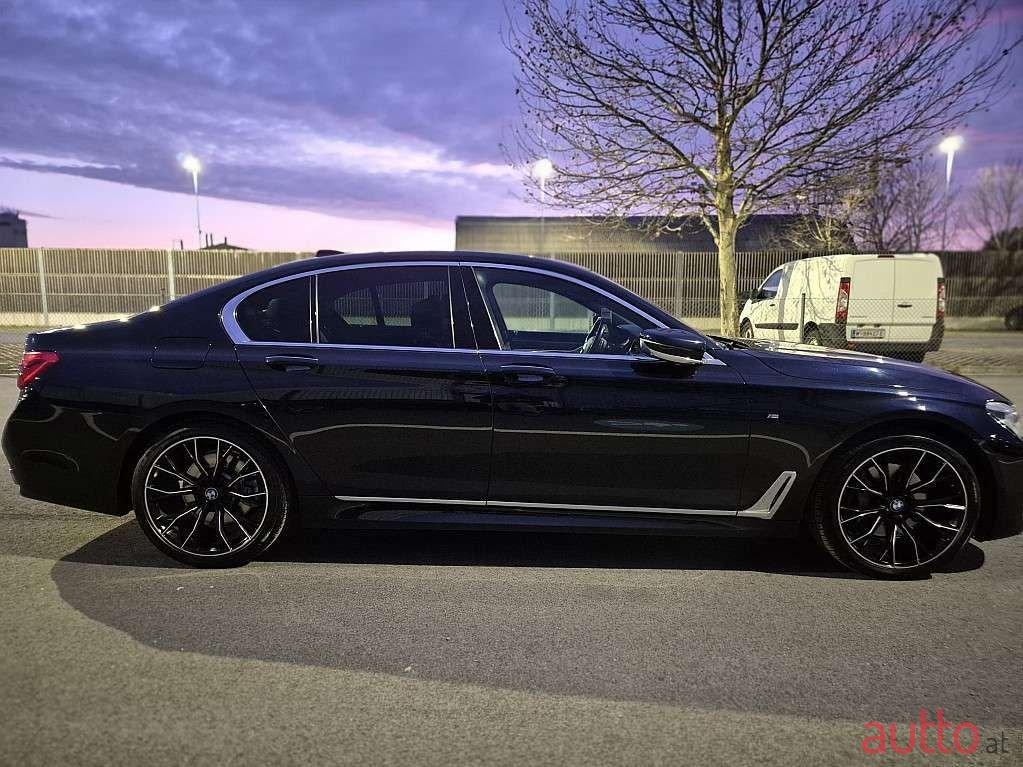 2017' BMW 7Er-Reihe photo #5