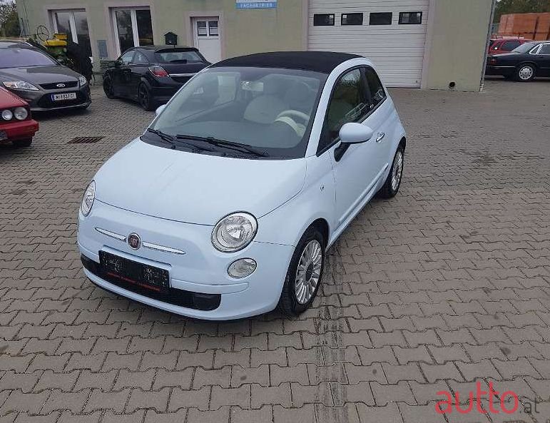 2010' Fiat 500C photo #1