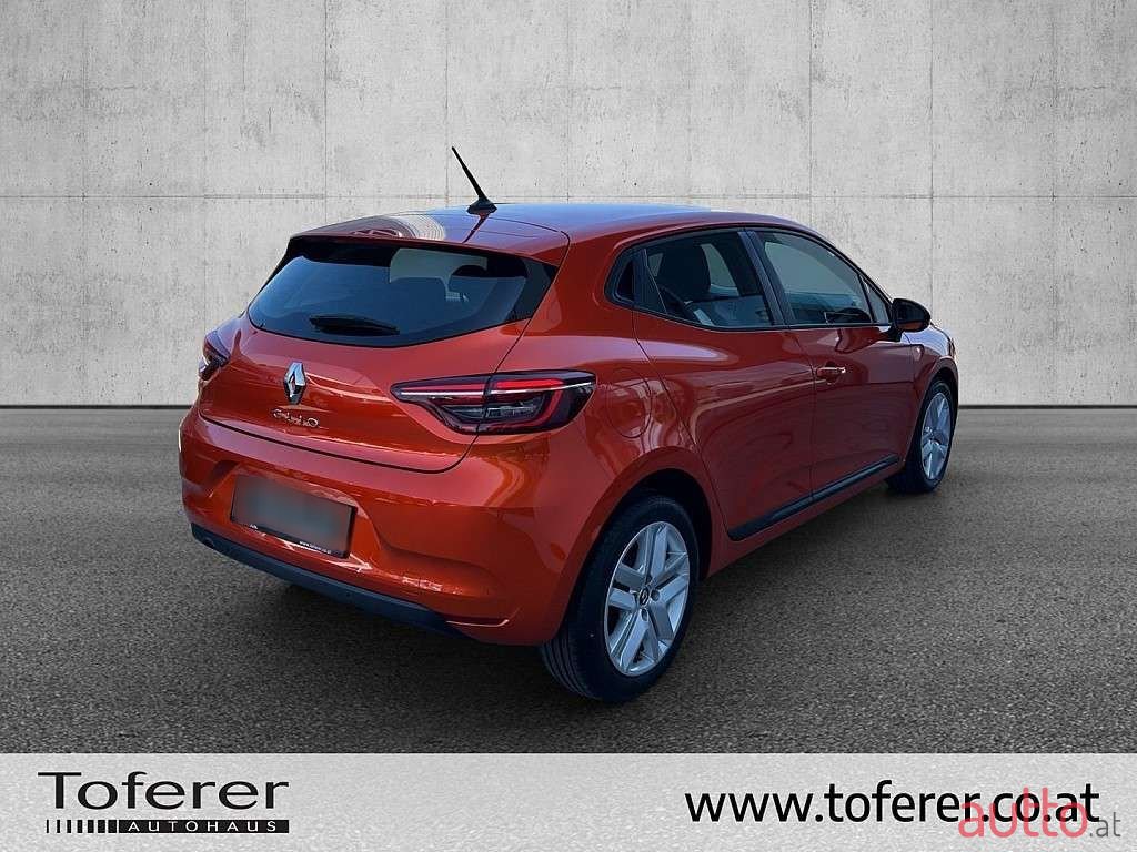 2022' Renault Clio photo #4