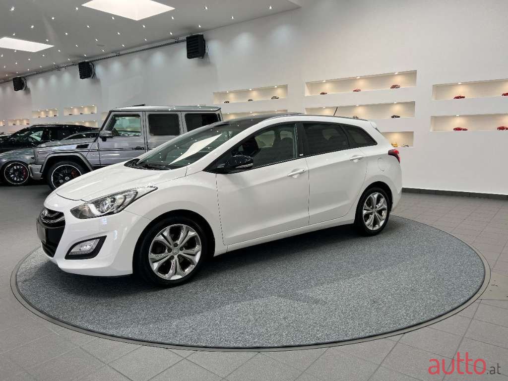 2014' Hyundai i30 photo #2