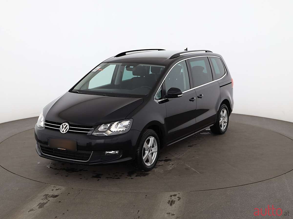 2016' Volkswagen Sharan photo #1