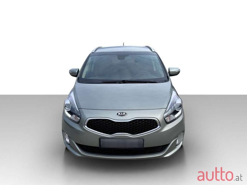 2015' Kia Carens photo #4