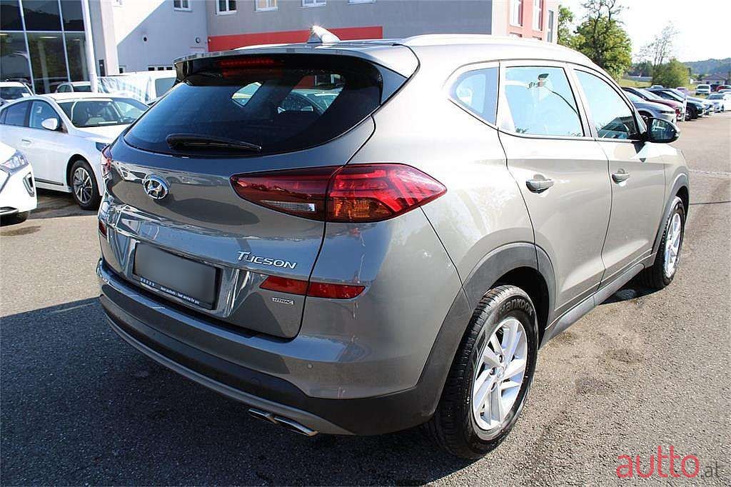 2020' Hyundai Tucson photo #5