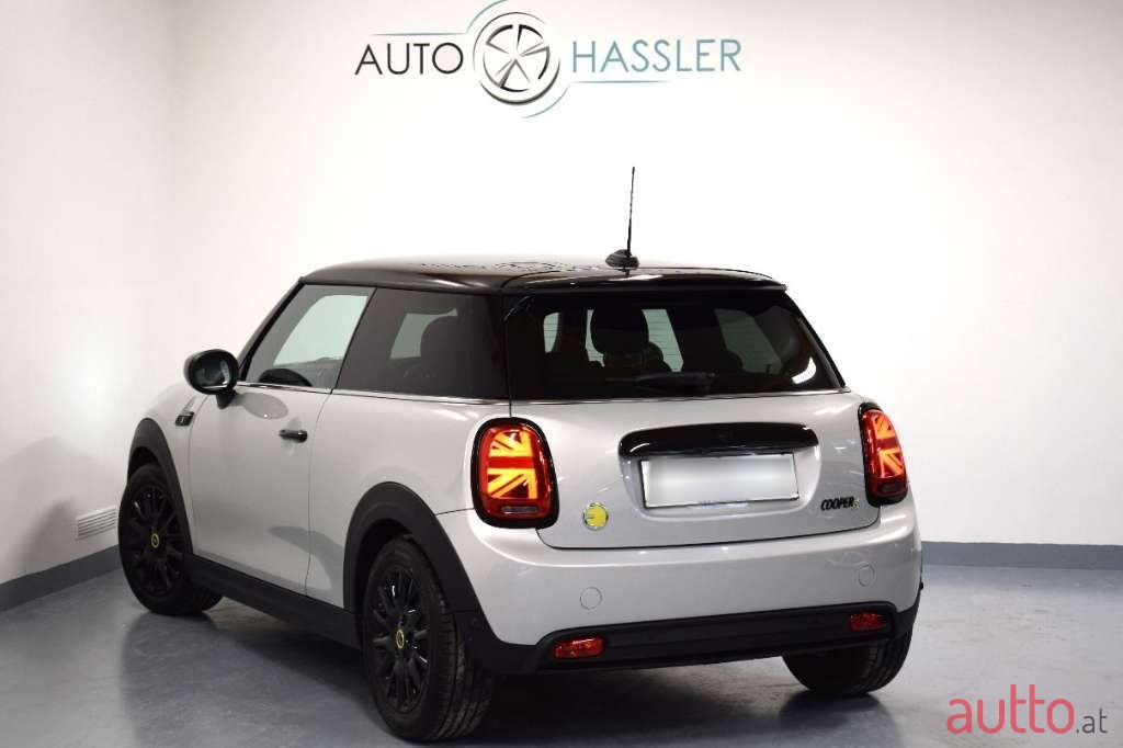 2022' MINI Mini photo #4