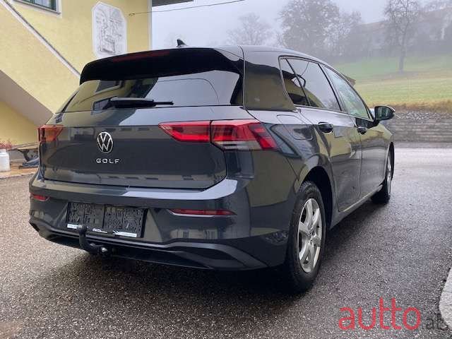 2021' Volkswagen Golf photo #2
