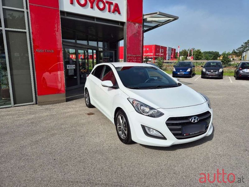 2016' Hyundai i30 photo #5