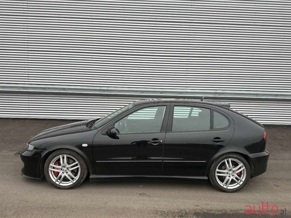 2003' SEAT Leon photo #4
