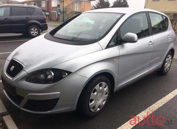 2010' SEAT Altea photo #1