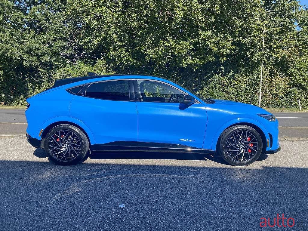 2022' Ford Mustang Mach-E photo #3