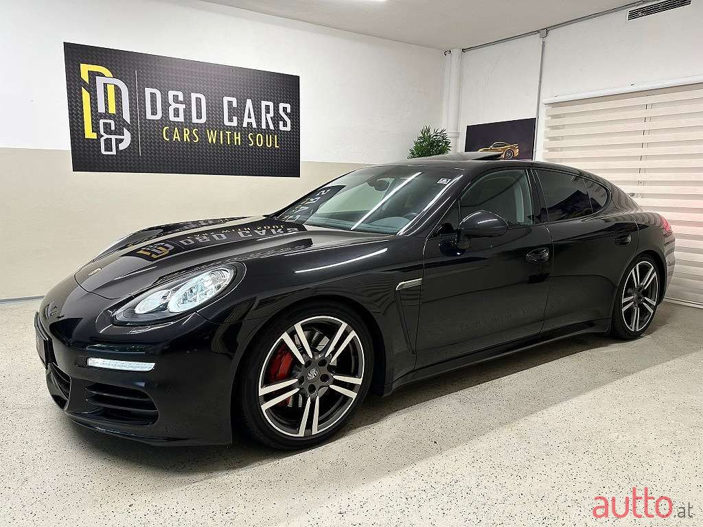 2015' Porsche Panamera photo #5