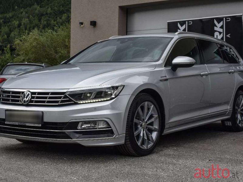 2018' Volkswagen Passat photo #1