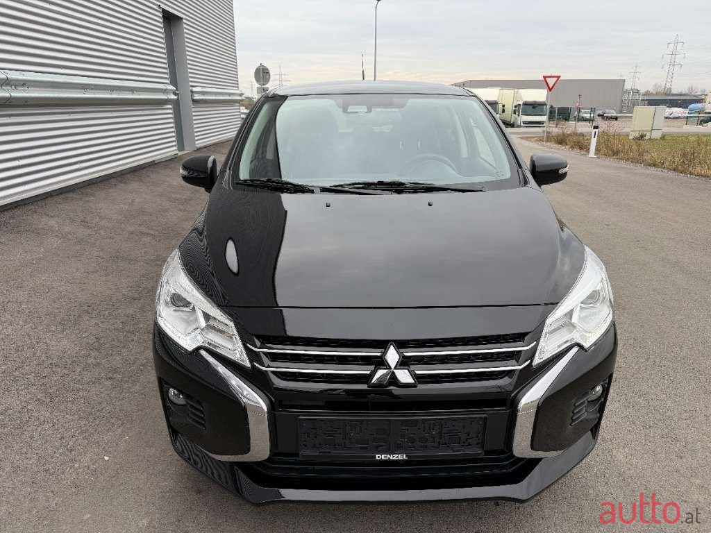 2024' Mitsubishi Space Star photo #3