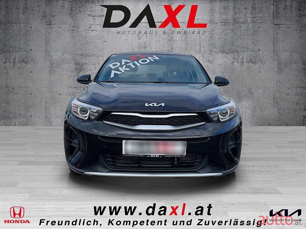 2023' Kia Stonic photo #2