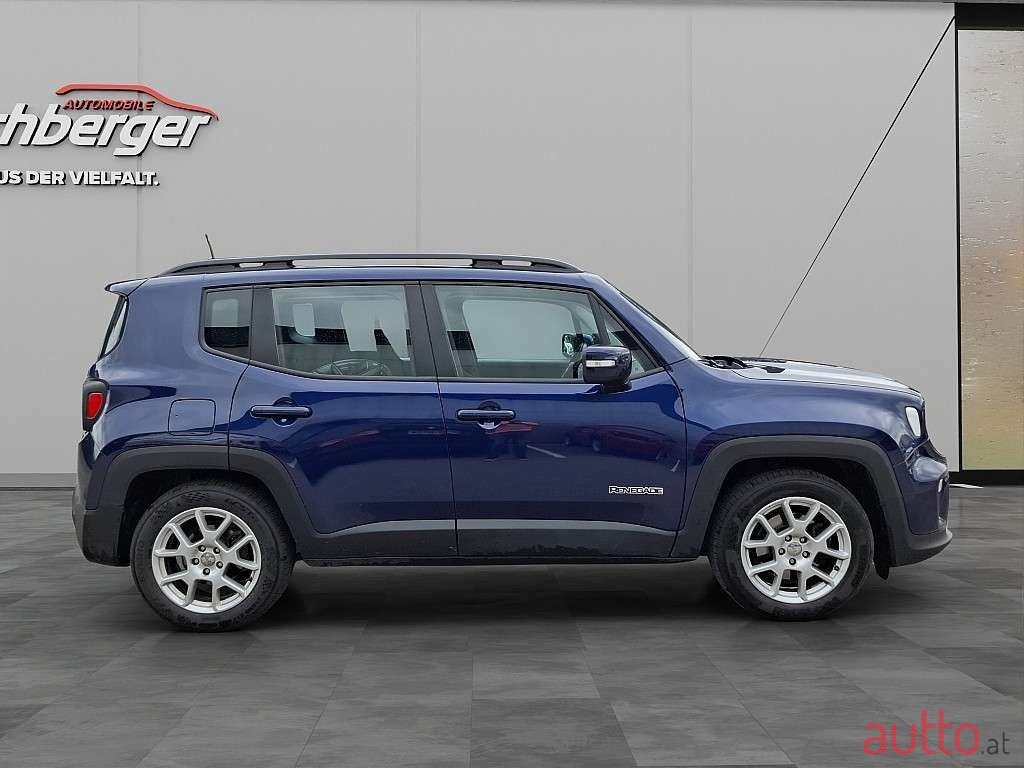 2019' Jeep Renegade photo #4