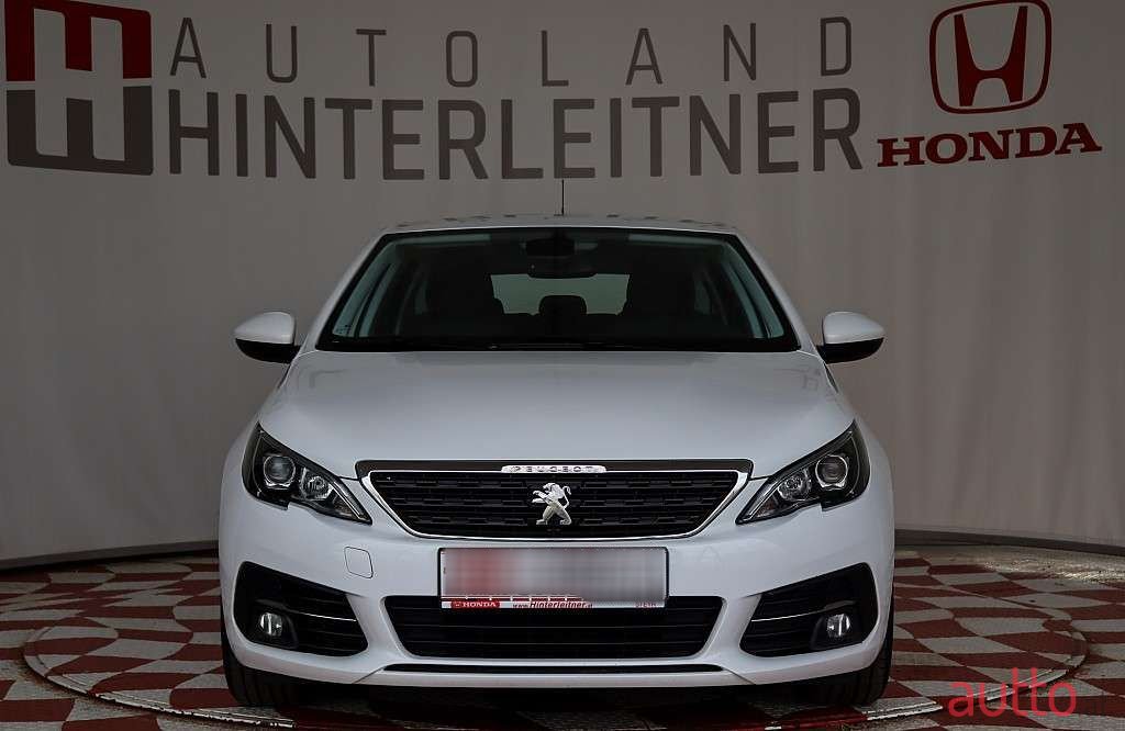 2020' Peugeot 308 photo #6