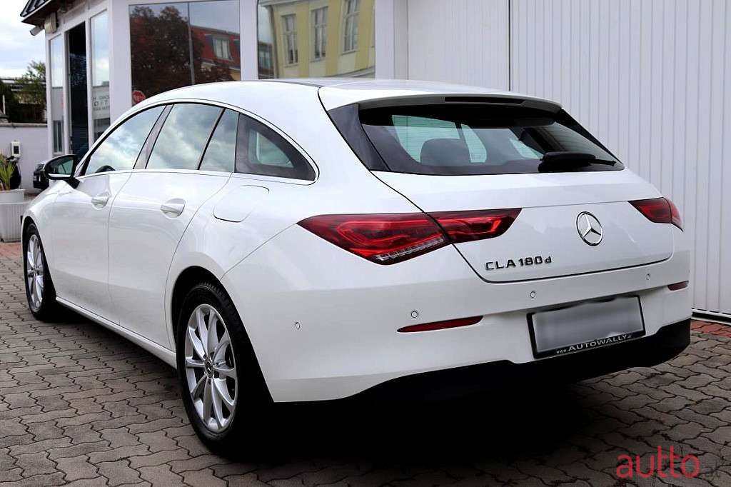 2022' Mercedes-Benz Cla-Klasse photo #2