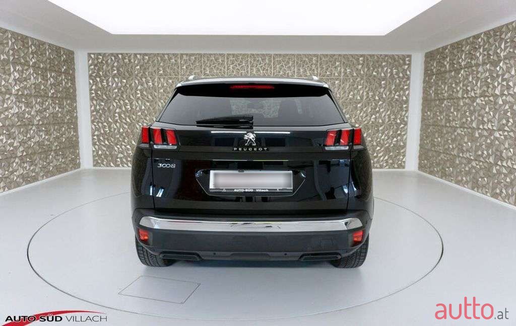 2020' Peugeot 3008 photo #5