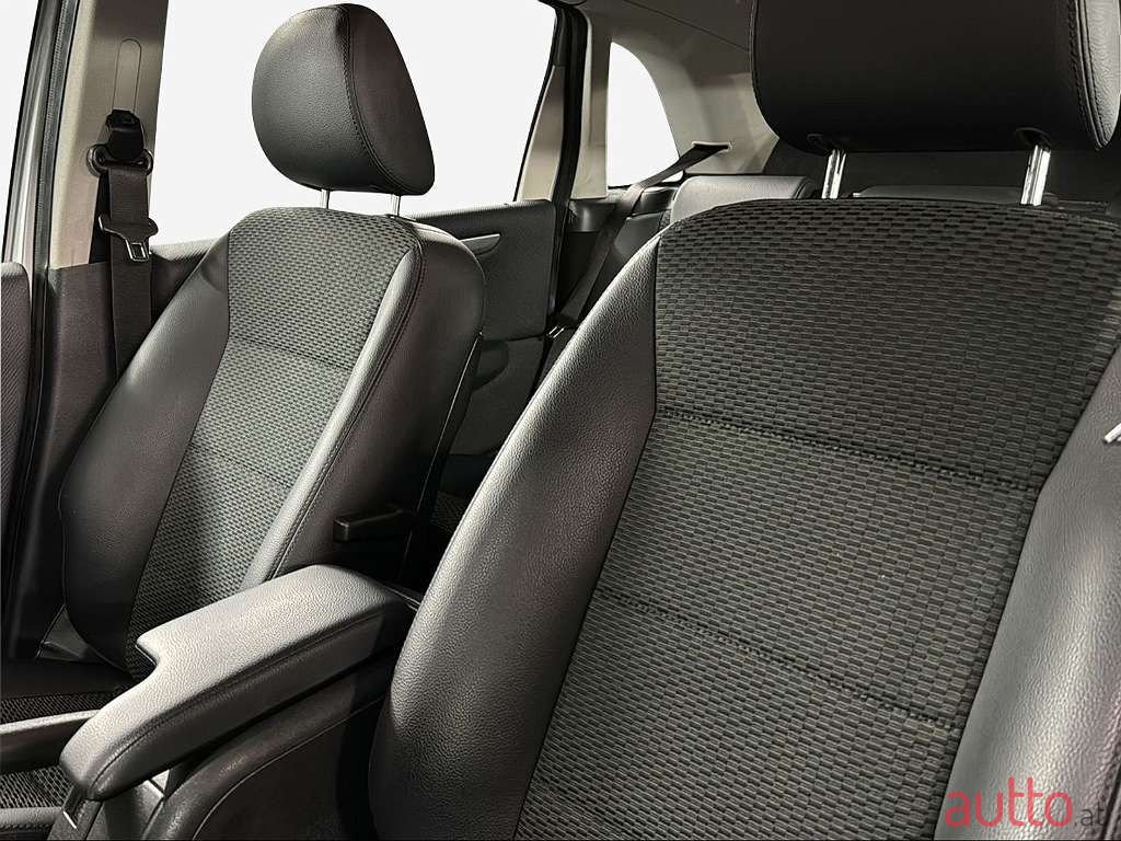 2010' Mercedes-Benz B-Klasse photo #4