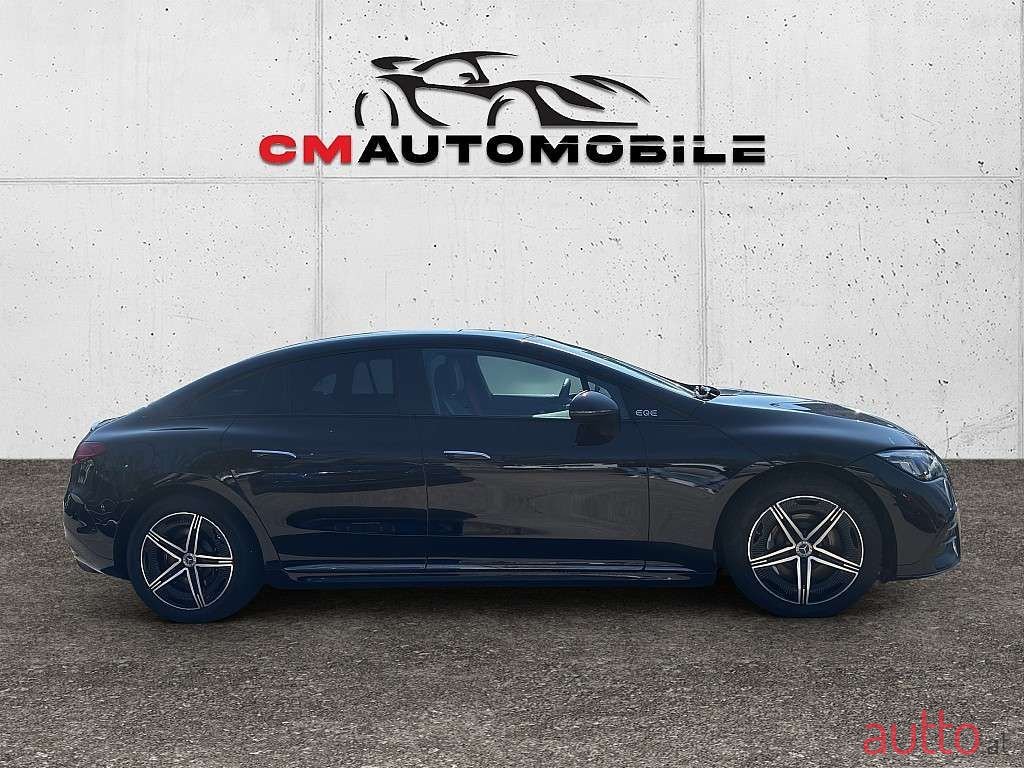 2022' Mercedes-Benz EQE photo #4