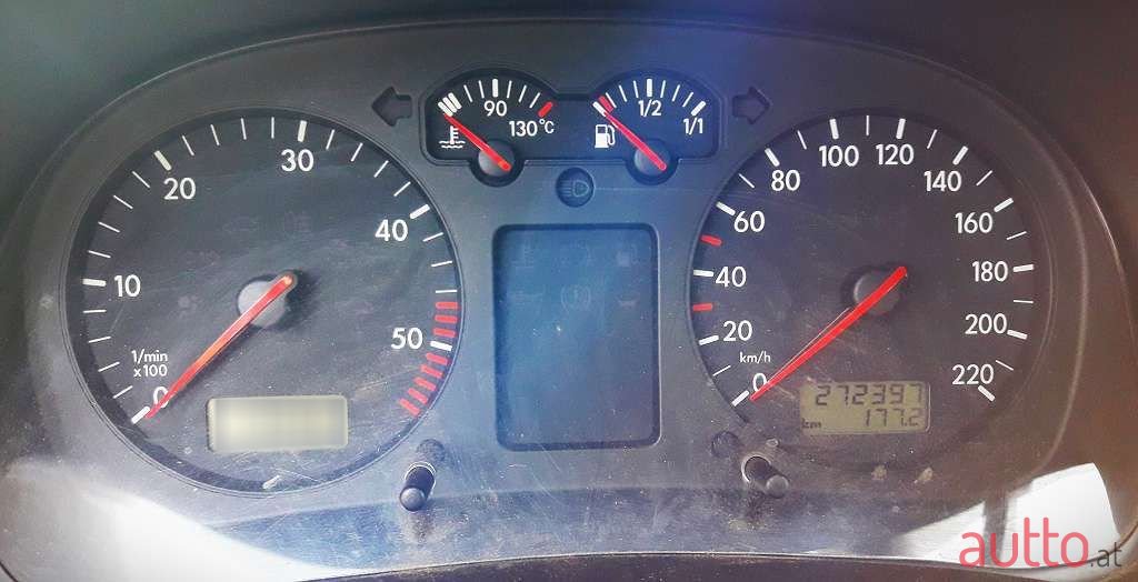 1999' Volkswagen Golf photo #4