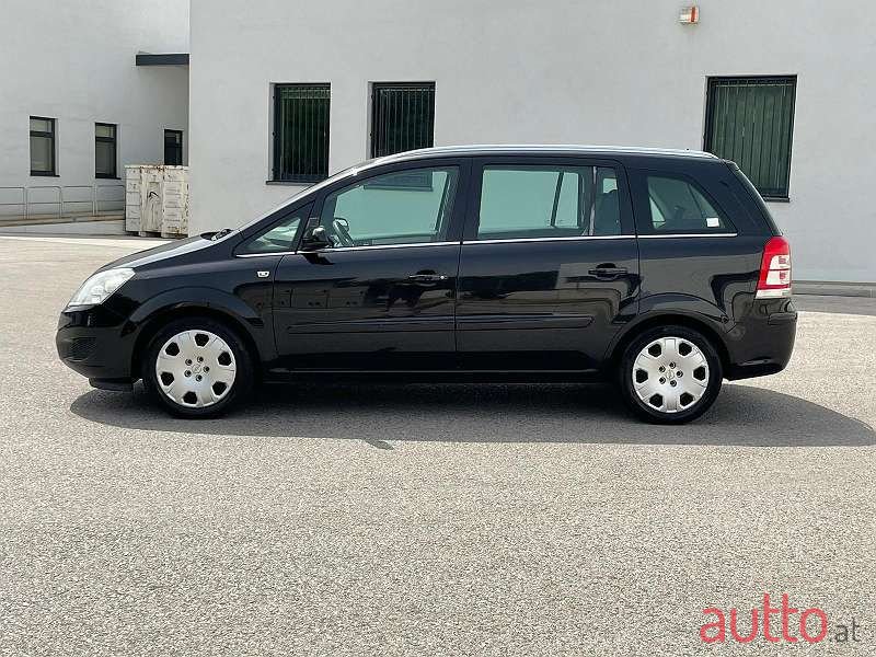 2008' Opel Zafira photo #5