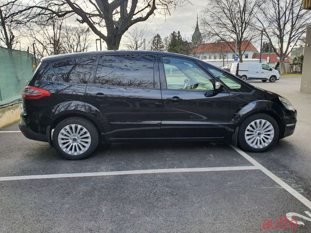 2015' Ford S-Max photo #6