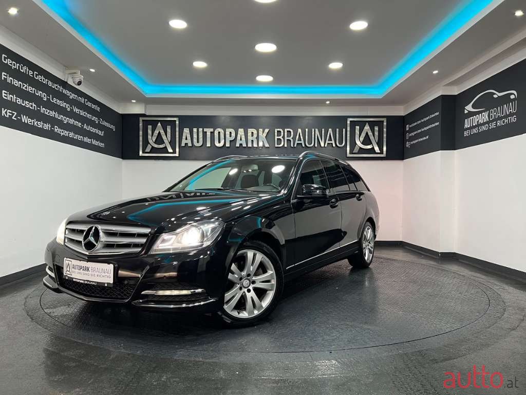 2013' Mercedes-Benz C-Klasse photo #1