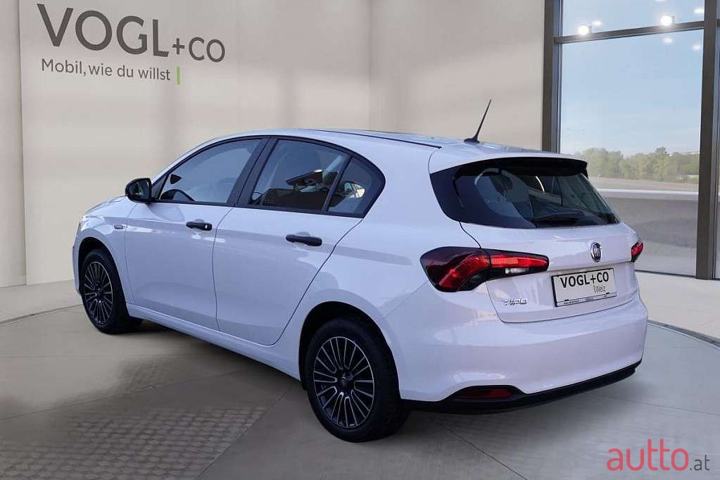 2022' Fiat Tipo photo #5