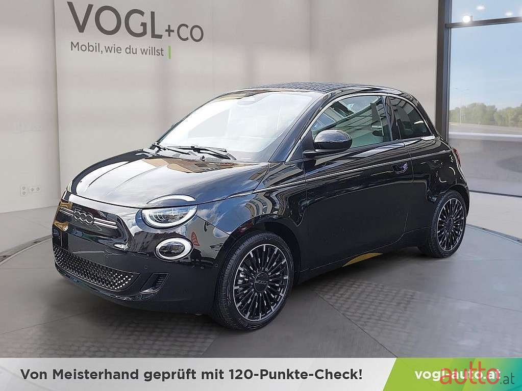 2024' Fiat 500C photo #1