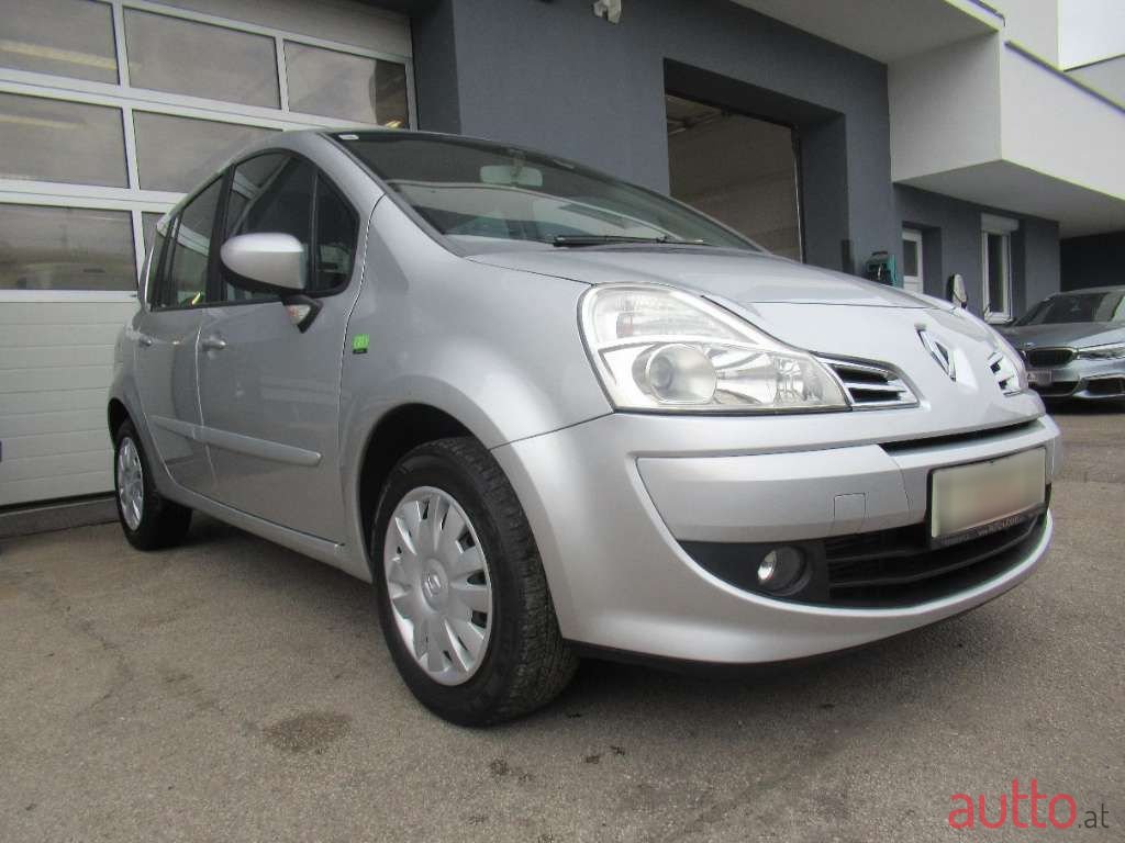 2010' Renault Modus photo #2