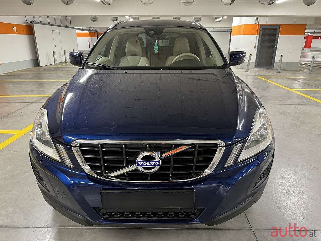 2012' Volvo XC60 photo #2
