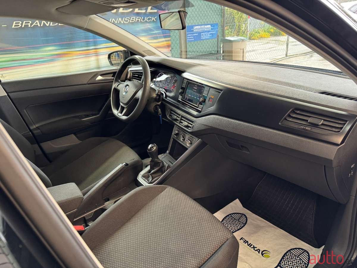2019' Volkswagen Polo photo #5