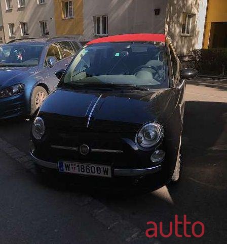 2010' Fiat 500C photo #1