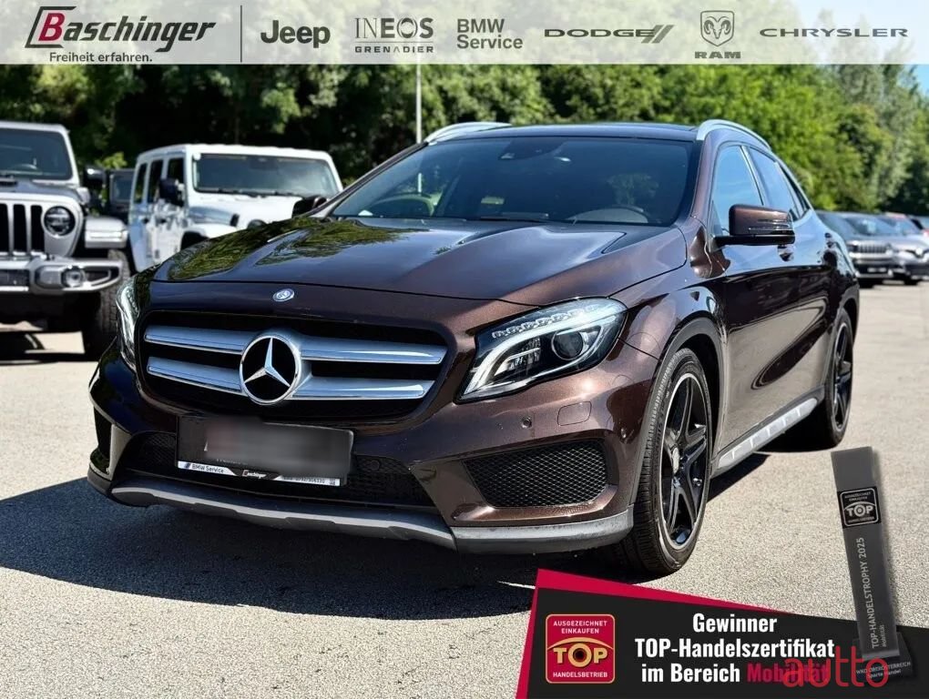 2014' Mercedes-Benz Gla-Klasse photo #1