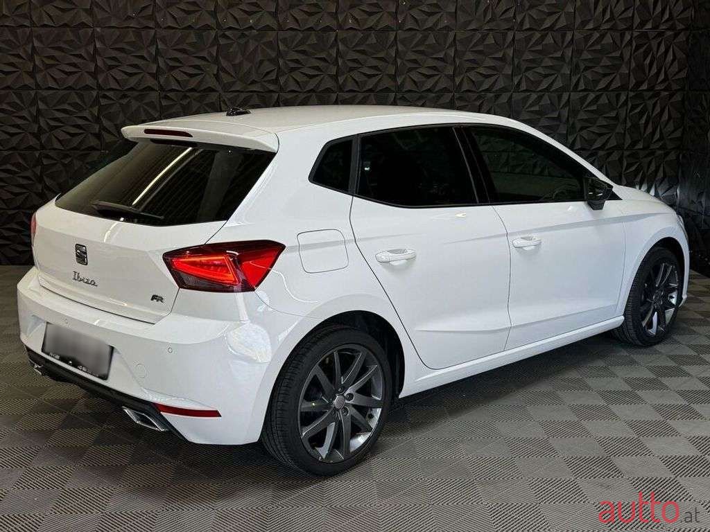 2022' SEAT Ibiza photo #5