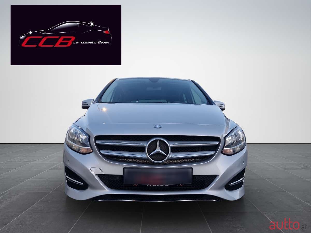 2015' Mercedes-Benz B-Klasse photo #3
