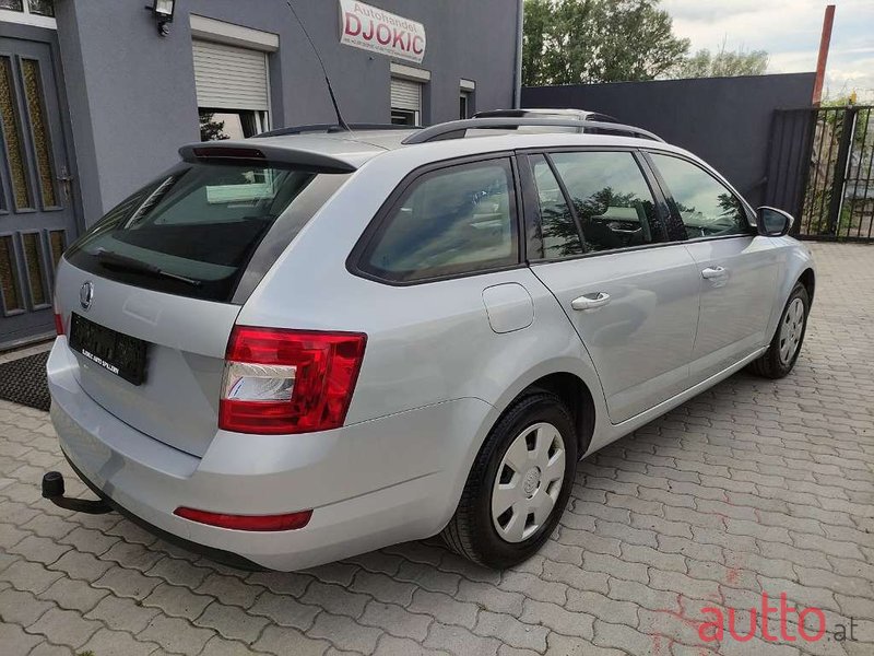 2014' Skoda Octavia photo #5