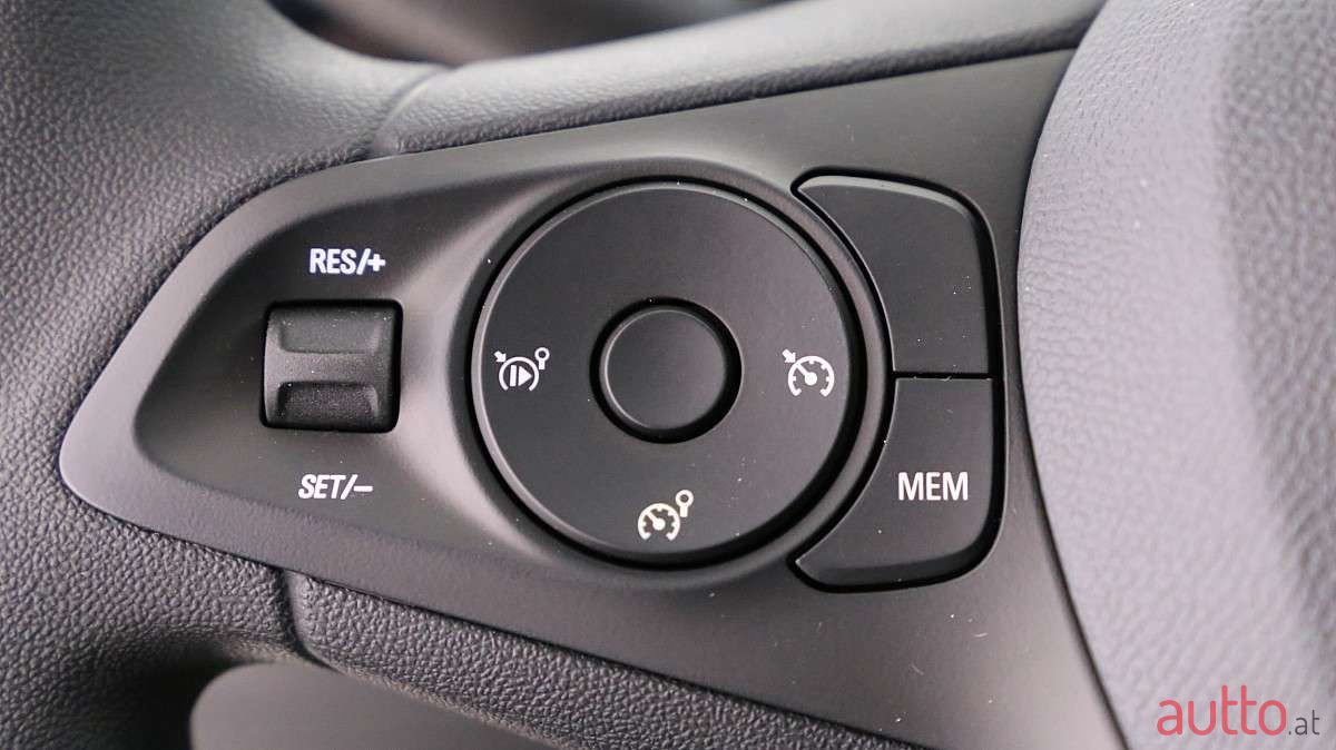 2021' Opel Corsa photo #6