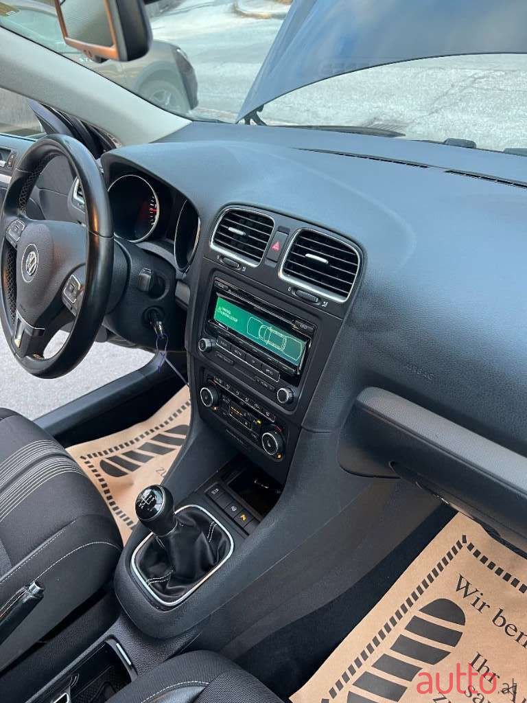 2013' Volkswagen Golf photo #6