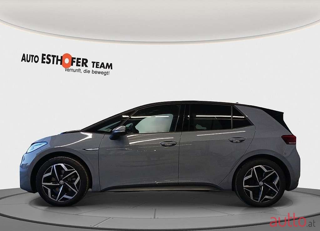 2022' Volkswagen ID.3 photo #3