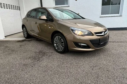 2014' Opel Astra