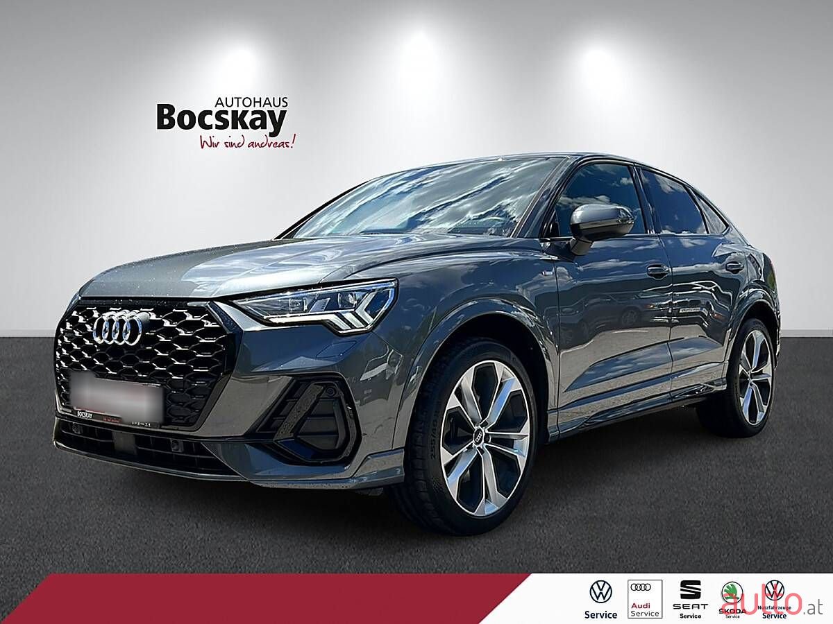 2019' Audi Q3 photo #1